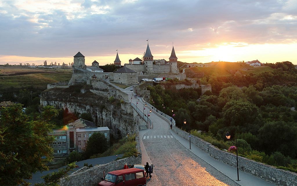 The citadel of the town of Kamenetz-Podolsk, the site of persecution of Jews before and during the Holocaust. (Shmuel Bar-Am)