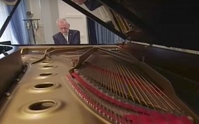 Russian-Jewish pianist Mikhail Klein (Screen capture: YouTube)