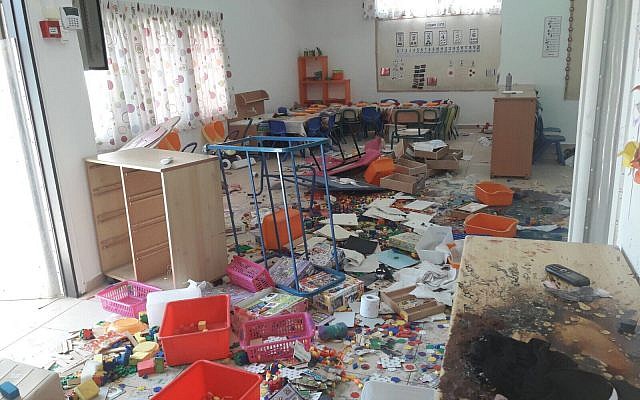 A vandalized kindergarten in Kiryat Gat, October 29, 2017. (Israel Police) A vandalized kindergarten in Kiryat Gat, October 29, 2017. (Israel Police)