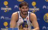 Omri Casspi addresses the press during the Golden State Warriors media day on September 22, 2017. (Screen capture/YouTube)