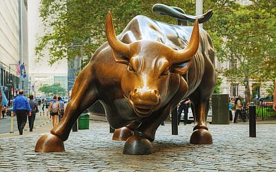 Illustrative photo: Wall Street's Charging Bull sculpture, New York City. (iStock)