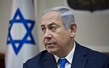 Prime Minister Benjamin Netanyahu chairs the weekly cabinet meeting at his office in Jerusalem on November 7, 2017. (AFP/Pool/Ariel Schalit)