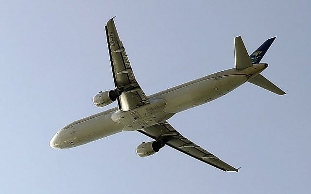 A Saudi Airlines' Airbus A321-211 airliner is seen taking off from Beirut International Airport on November 10, 2017. Saudi Arabia, Kuwait, and the United Arab Emirates urged their citizens on November 9 to leave Lebanon "as soon as possible" and also called on them not to travel to the country, without specifying any threat. ( AFP PHOTO / Joseph EID) A Saudi Airlines' Airbus A321-211 airliner is seen taking off from Beirut International Airport on November 10, 2017. Saudi Arabia, Kuwait, and the United Arab Emirates urged their citizens on November 9 to leave Lebanon "as soon as possible" and also called on them not to travel to the country, without specifying any threat. ( AFP PHOTO / Joseph EID)