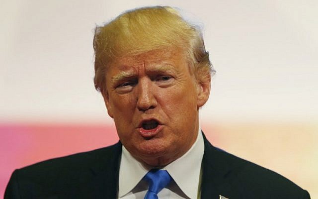 US President Donald Trump talks to the press after attending the 31st Association of Southeast Asian Nations (ASEAN) Summit in Manila on November 14, 2017. (AFP PHOTO / POOL / Bullit Marquez) US President Donald Trump talks to the press after attending the 31st Association of Southeast Asian Nations (ASEAN) Summit in Manila on November 14, 2017. (AFP PHOTO / POOL / Bullit Marquez)