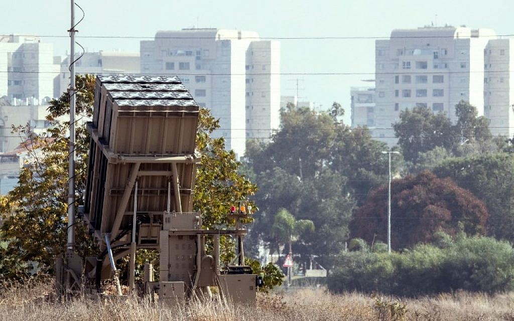 An Iron Dome anti-rocket battery is deployed in central Israel, on November 14, 2017. (Jack Guez/AFP)