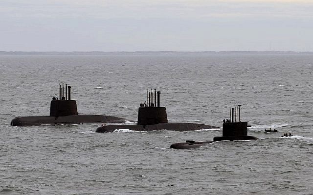 File picture released by Telam showing submarines ARA San Juan, ARA Salta and ARA Santa Cruz upon arrival to Mar del Plata's Navy Base on June 13, 2014. (AFP PHOTO / TELAM / ARGENTINA'S DEFENSE MINISTRY) File picture released by Telam showing submarines ARA San Juan, ARA Salta and ARA Santa Cruz upon arrival to Mar del Plata's Navy Base on June 13, 2014. (AFP PHOTO / TELAM / ARGENTINA'S DEFENSE MINISTRY)
