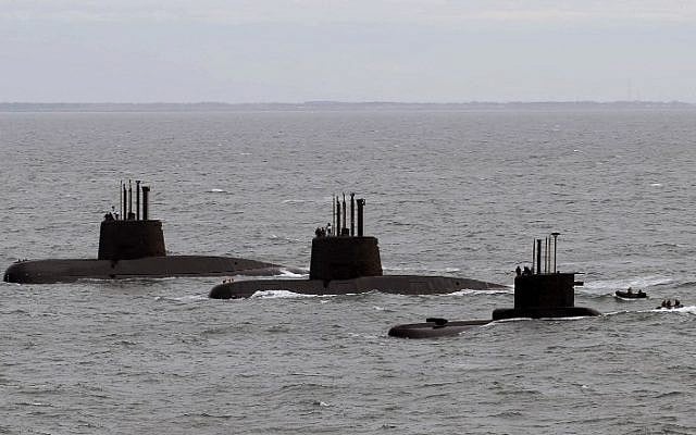 Submarines ARA San Juan, ARA Salta and ARA Santa Cruz, upon arrival to Mar del Plata's Navy Base on June 13, 2014. (AFP PHOTO / TELAM / ARGENTINA'S DEFENSE MINISTRY) Submarines ARA San Juan, ARA Salta and ARA Santa Cruz, upon arrival to Mar del Plata's Navy Base on June 13, 2014. (AFP PHOTO / TELAM / ARGENTINA'S DEFENSE MINISTRY)