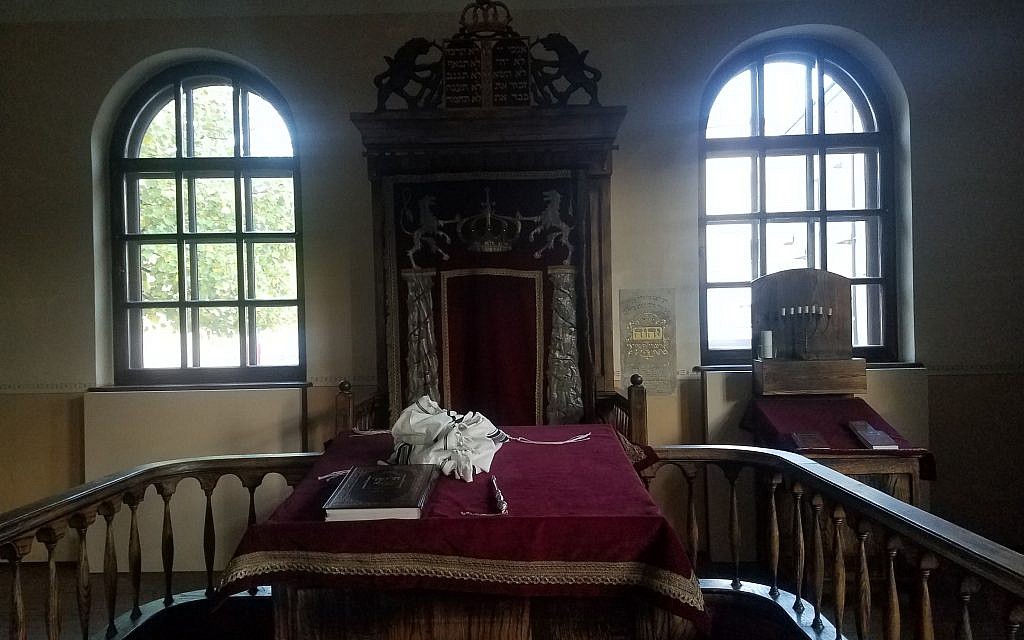 At the 'Auschwitz Synagogue' in Oswiecim, Poland, October 2017 (Matt Lebovic/The Times of Israel)