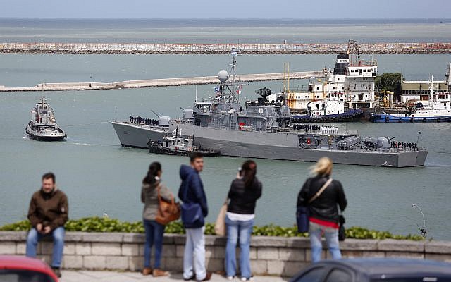 The Comandante Espora Argentine ship sails off a navel base in Mar del Plata, Argentina, on November 18, 2017, part of a search effort to find a submarine that hadn't been heard from in three days. (AP/Vicente Robles) The Comandante Espora Argentine ship sails off a navel base in Mar del Plata, Argentina, on November 18, 2017, part of a search effort to find a submarine that hadn't been heard from in three days. (AP/Vicente Robles)