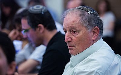 Ran Erez, then chairman of the Secondary-School Teachers' Association, attends at a State Control Committee meeting at the Knesset on July 20, 2015. (Yonatan Sindel/Flash90)