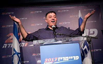 Newly elected Labour party leader Avi Gabay at the Labour party primaries headquarters in Tel Aviv on July 10, 2017. (Miriam Alster/Flash90)