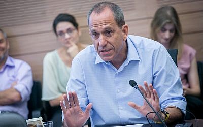 Israel Securities Authority chairman Shmuel Hauser, at a Knesset Finance Committee meeting, September 11, 2017. (Miriam Alster/FLASH90)