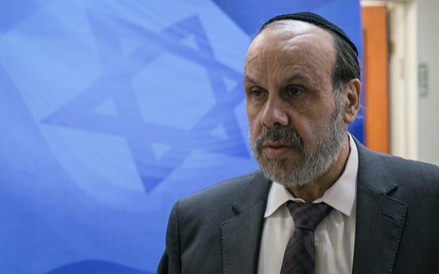 Religious Services Minister David Azoulay at the Prime Minister's Office in Jerusalem on October 29, 2017. (Ohad Zwigenberg/POOL) Religious Services Minister David Azoulay at the Prime Minister's Office in Jerusalem on October 29, 2017. (Ohad Zwigenberg/POOL)