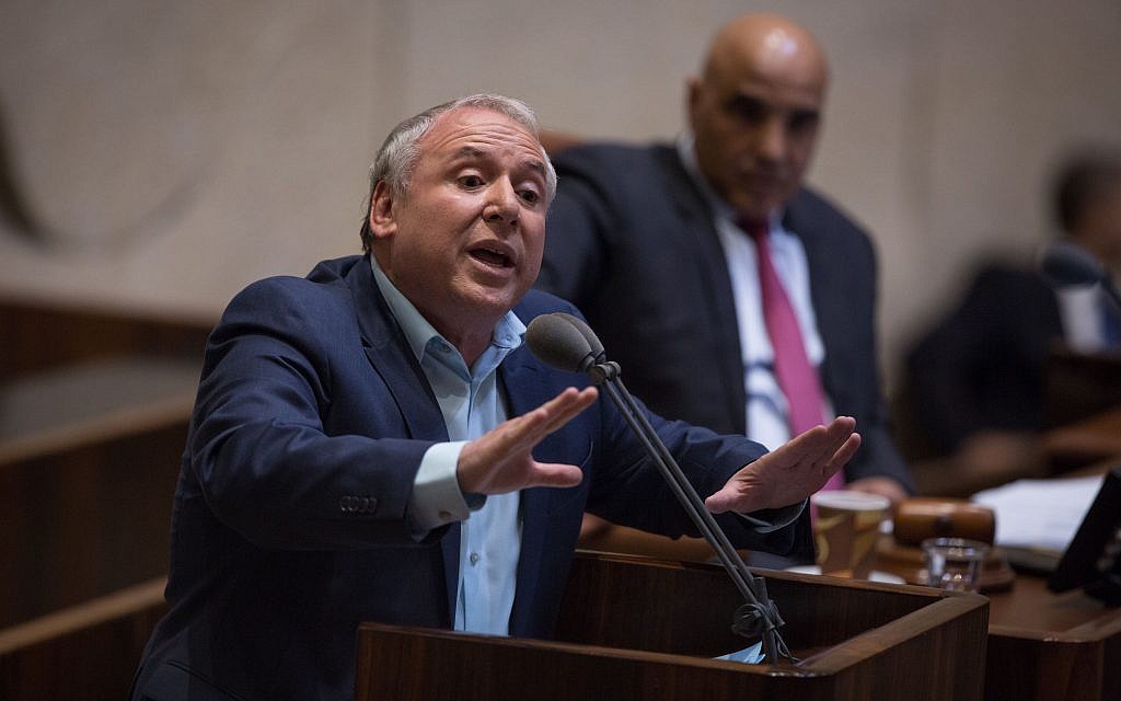 Likud MK and chairman of the Interior Affairs Committee, David Amsalem addresses the Knesset Plenum on November 27, 2017. (Hadas Parush/Flash90)