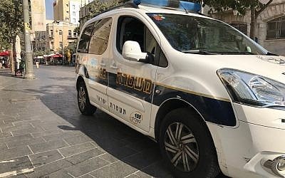 Illustrative photo of a police patrol car in Jerusalem, September 20, 2017. (Times of Israel/Stuart Winer)