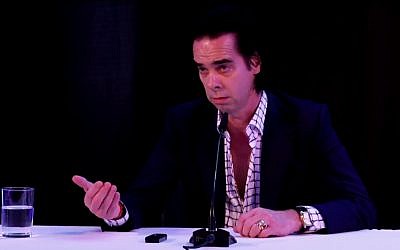 Aussie rocker Nick Cave addressed Israeli journalists during a press conference in Tel Aviv on Sunday, November 11, 2017, during which he said he was performing in Israel as a stand against BDS  (screenshot: Israel Hayom)