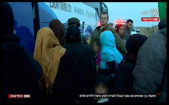 Syrian mothers and children board a coach en route to an Israeli hospital, in a TV report broadcast on November 19, 2017 (Hadashot News screenshot)