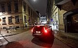 Police arrive after a synagogue was attacked in a failed arson attempt in Gothenburg, Sweden, late December 9, 2017. (AFP/TT News Agency/Adam Ihse)