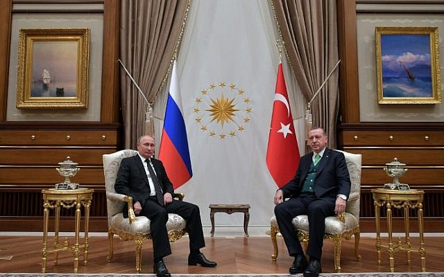 Russian President Vladimir Putin (L) and Turkish President Recep Tayyip Erdogan attend a meeting in Ankara on December 11, 2017. (AFP PHOTO / Sputnik / Alexei Druzhinin)