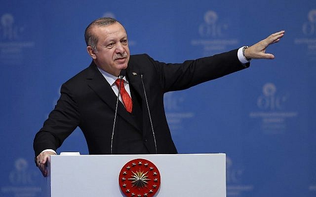 Turkish President Recep Tayyip Erdogan delivers a speech during an Extraordinary Summit of the Organization of Islamic Cooperation (OIC) on last week's US recognition of Jerusalem as Israel's capital, in Istanbul on December 13, 2017. (AFP PHOTO / POOL / EMRAH YORULMAZ) Turkish President Recep Tayyip Erdogan delivers a speech during an Extraordinary Summit of the Organization of Islamic Cooperation (OIC) on last week's US recognition of Jerusalem as Israel's capital, in Istanbul on December 13, 2017. (AFP PHOTO / POOL / EMRAH YORULMAZ)