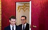 Austrian Chancellor Sebastian Kurz (L) and Vice Chancellor (FPOe) Heinz Christian Strache arrive for the swearing-in ceremony of the new government in Vienna on December 18, 2017. (AFP Photo/Vladimir Simicek)