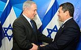 Prime Minister Benjamin Netanyahu (left) meets with Honduras President Juan Orlando Hernandez in Jerusalem, on October 29, 2015. (Kobi Gideon/GPO/Flash90)