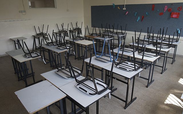 Illustrative image of an empty classroom, August 31, 2016. (Yonatan Sindel/Flash90)