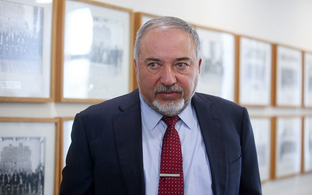 Defense Minister Avigdor Liberman attends the weekly government meeting at the PM's office in Jerusalem, on December 3, 2017. (Marc Israel Sellem/POOL)