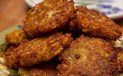 Potato latkes. (Flickr/Wikimedia commons/via JTA)