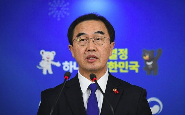 South Korea's Unification Minister Cho Myoung-Gyon speaks during a press conference at a government complex in Seoul on January 2, 2018. (AFP PHOTO / JUNG Yeon-Je) South Korea's Unification Minister Cho Myoung-Gyon speaks during a press conference at a government complex in Seoul on January 2, 2018. (AFP PHOTO / JUNG Yeon-Je)