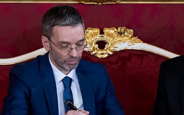 Austrian Interior Minister Herbert Kickl on December 18, 2017 (AFP PHOTO / VLADIMIR SIMICEK)