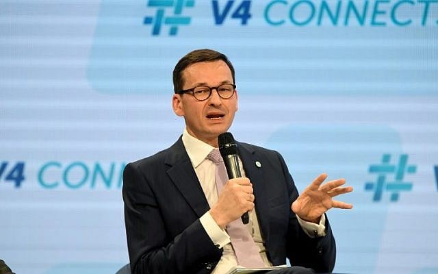 Prime Minister Mateusz Morawiecki of Poland speaks in Budapest on January 26, 2018 (AFP/Attila KISBENEDEK) Prime Minister Mateusz Morawiecki of Poland speaks in Budapest on January 26, 2018 (AFP/Attila KISBENEDEK)