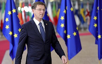Slovenian Prime Minister Miro Cerar arrives for an EU summit at the Europa building in Brussels on December 14, 2017 (AP Photo/ Olivier Matthys)
