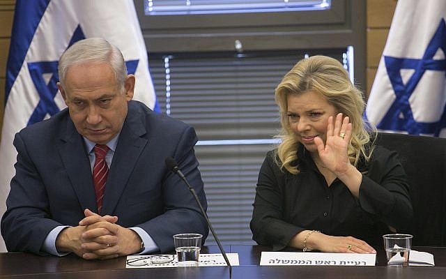 Prime Minister Benjamin Netanyahu and his wife Sara Netanyahu at the Knesset in Jerusalem, June 28, 2017. (Olivier Fitoussi/Pool) Prime Minister Benjamin Netanyahu and his wife Sara Netanyahu at the Knesset in Jerusalem, June 28, 2017. (Olivier Fitoussi/Pool)
