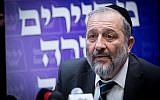 Interior Minister Aryeh Deri leads a Shas faction meeting at the Knesset, January 1, 2018. (Miriam Alster/Flash90)