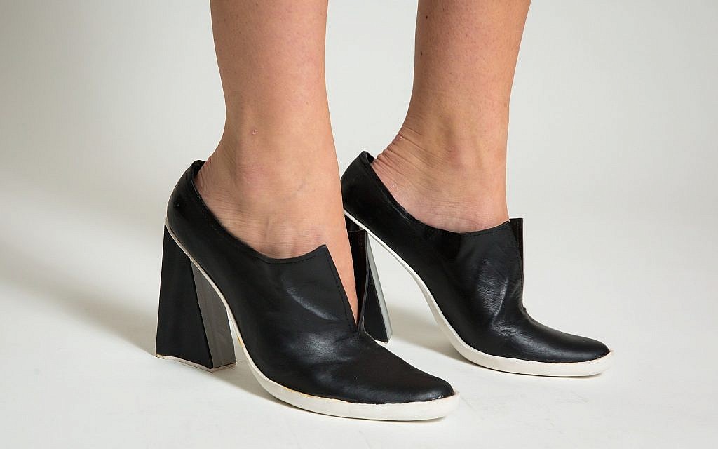 'Angled' by Daniel Charkow. Black calf skin, white painted veg tan, black pig skin lining. (Matt Feinstein)