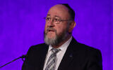 British Chief Rabbi Ephraim Mirvis speaks at a National Holocaust Memorial Day event at the Queen Elizabeth II Conference Centre, on January 26, 2017, in London, England. (Jack Taylor/Getty Images)