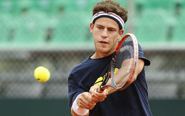Diego Schwartzman practicing in Buenos Aires, February 1, 2017. (Gabriel Rossi/LatinContent/Getty Images) Diego Schwartzman practicing in Buenos Aires, February 1, 2017. (Gabriel Rossi/LatinContent/Getty Images)