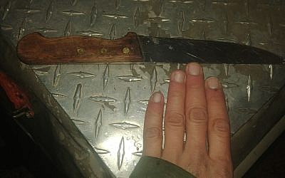 A knife recovered by soldiers from a Palestinian man who apprached IDF troops while carrying the blade at the Bein Anun junction in the West Bank, on January 1, 2018. (Israel Defense Forces)