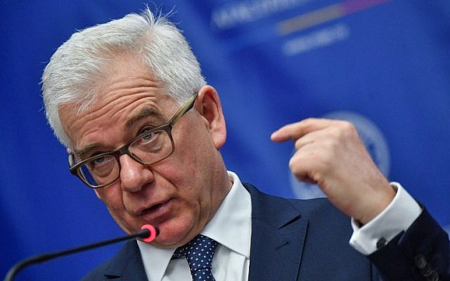 Polish Foreign Minister Jacek Czaputowicz speaks during a joint press conference with his Romanian counterpart (unseen) at the Romanian Foreign Ministry in Bucharest on February 1, 2018. (AFP Photo/Daniel Mihailescu) Polish Foreign Minister Jacek Czaputowicz speaks during a joint press conference with his Romanian counterpart (unseen) at the Romanian Foreign Ministry in Bucharest on February 1, 2018. (AFP Photo/Daniel Mihailescu)