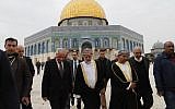 Omani Minister for Foreign Affairs Yusuf bin Alawi center, visiting the Al-Aqsa mosque compound on the Temple Mount in the Old City of Jerusalem, February 15, 2018. (Ahmad GHARABLI/AFP)