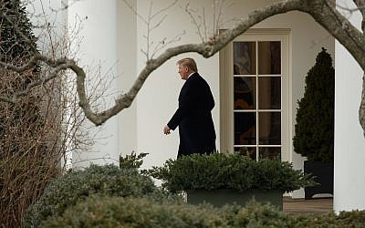 US President Donald Trump walks to board Marine One on the South Lawn of the White House, Thursday, Feburary 1, 2018 (AP Photo/Evan Vucci)