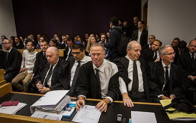 The Tel Aviv District Court discusses the Bezeq affair on December 25, 2017 (Flash90) The Tel Aviv District Court discusses the Bezeq affair on December 25, 2017 (Flash90)
