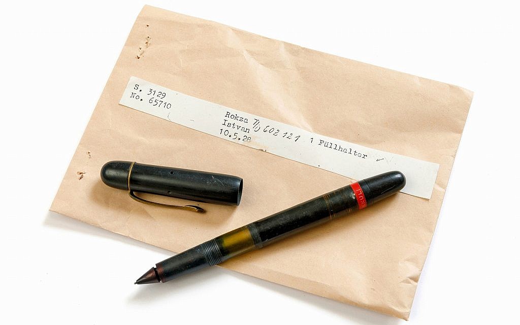 ITS seeks to return Holocaust victim Istvan Rokza's fountain pen to his family through its #StolenMemory campaign. (Cornelis Gollhardt/ITS)