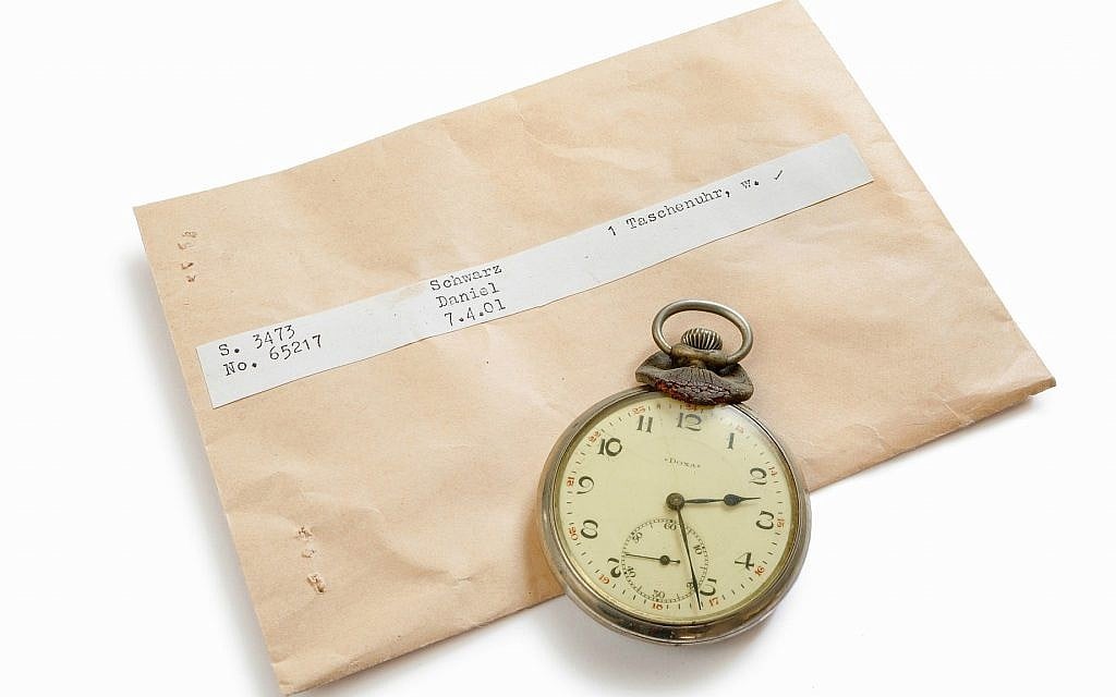 ITS seeks to return Holocaust victim Daniel Schwartz's pocket watch to his family through its #StolenMemory campaign. (Cornelis Gollhardt/ITS)