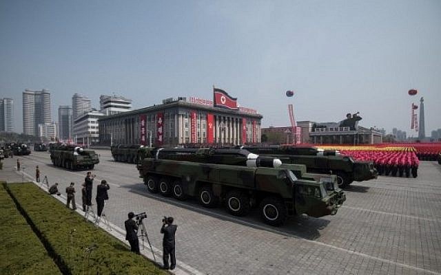 This file photo taken on April 15, 2017, shows an unidentified missile and mobile launcher making its way through Kim Il-Sung Square in Pyongyang, North Korea, during a military parade marking the 105th anniversary of the birth of late North Korean leader Kim Il-Sung in Pyongyang. (AFP Photo/Ed Jones) This file photo taken on April 15, 2017, shows an unidentified missile and mobile launcher making its way through Kim Il-Sung Square in Pyongyang, North Korea, during a military parade marking the 105th anniversary of the birth of late North Korean leader Kim Il-Sung in Pyongyang. (AFP Photo/Ed Jones)