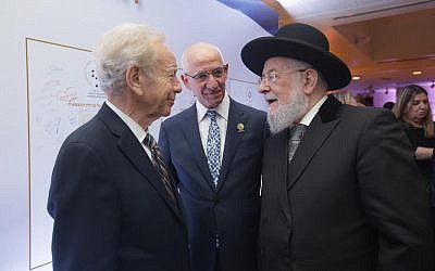 Illustrative: Senator Joe Lieberman (left) with Rabbi Yisrael Meir Lau (right) and Haim Taib, founder and chairperson of the 'First Israeli Congress on Judaism and Democracy.' (Erez Uzir)