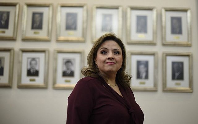 Guatemalan Foreign Minister Sandra Jovel speaks with journalists before a press conference at the Foreign Ministry in Guatemala City on March 6, 2018. (AFP PHOTO / Johan ORDONEZ) Guatemalan Foreign Minister Sandra Jovel speaks with journalists before a press conference at the Foreign Ministry in Guatemala City on March 6, 2018. (AFP PHOTO / Johan ORDONEZ)