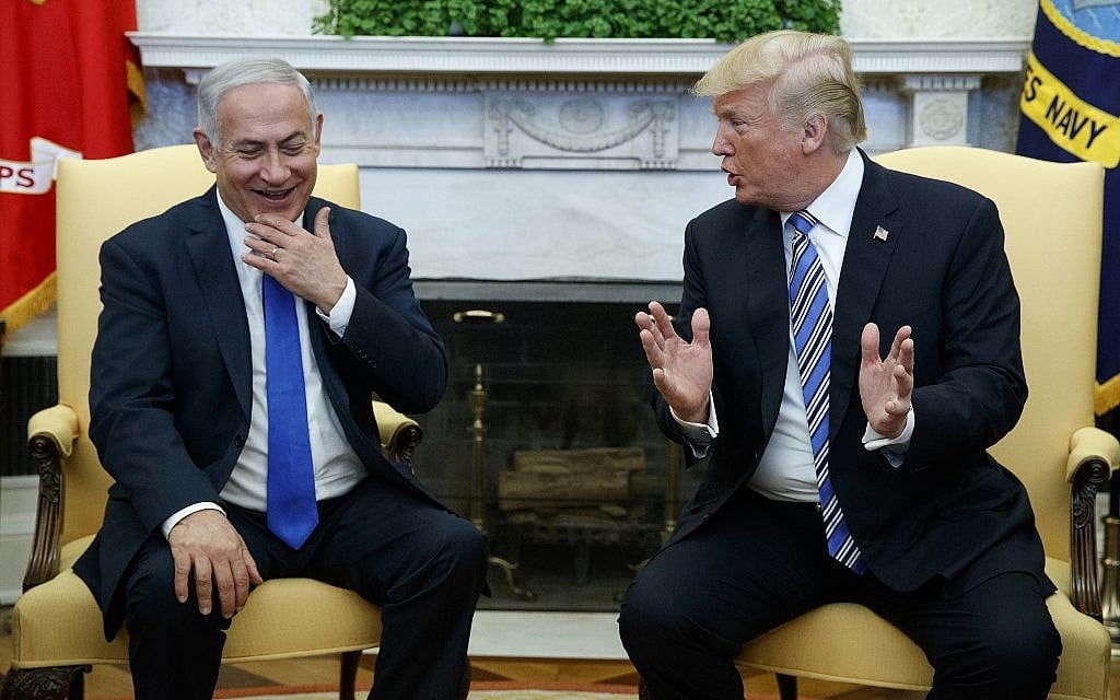 US President Donald Trump (r) meets with Prime Minister Benjamin Netanyahu in the Oval Office of the White House, March 5, 2018, in Washington. (AP Photo/Evan Vucci) US President Donald Trump (r) meets with Prime Minister Benjamin Netanyahu in the Oval Office of the White House, March 5, 2018, in Washington. (AP Photo/Evan Vucci)