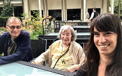 Mireille Knoll, center, with her son Daniel and granddaughter Jessica. (Daniel Knoll via AP)